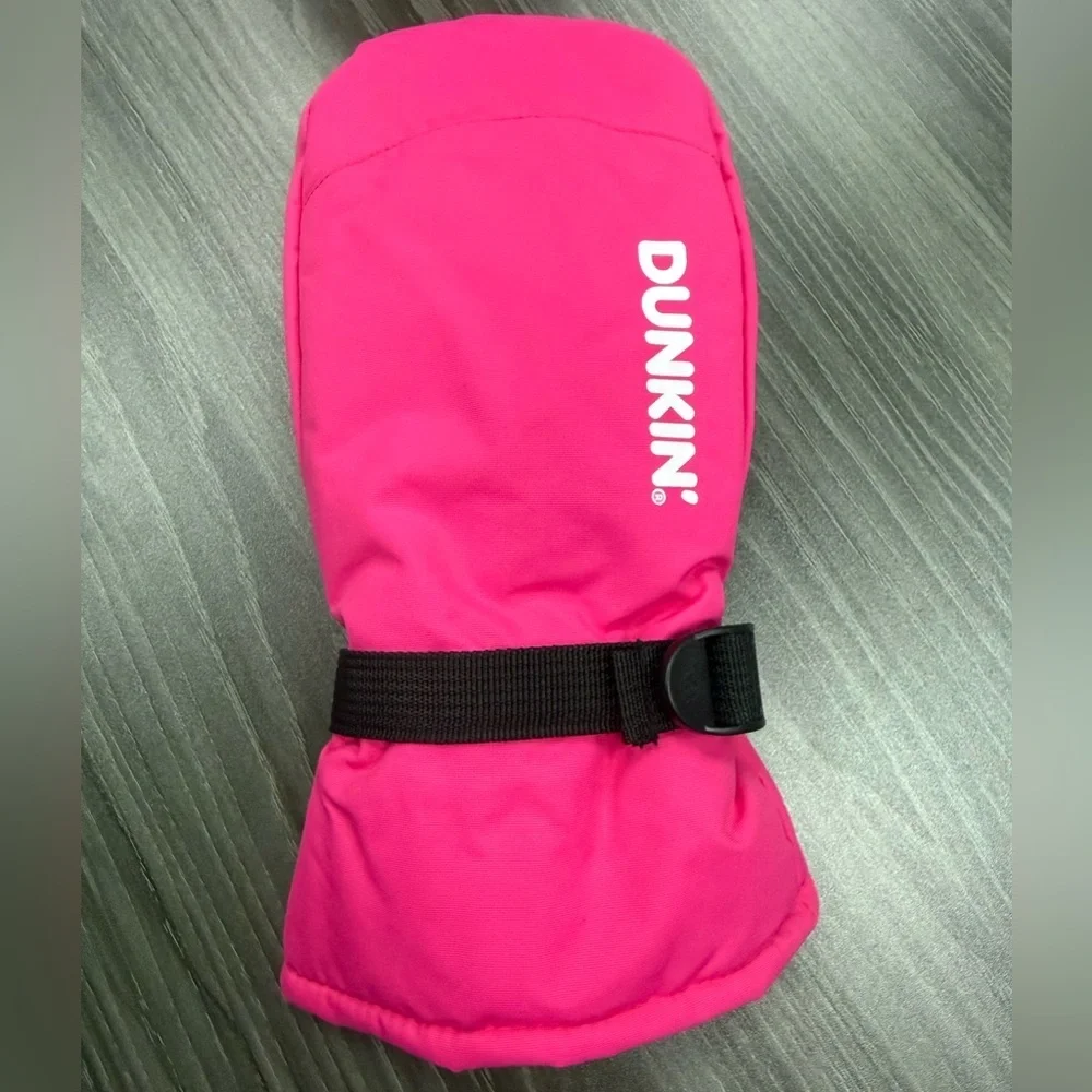 Official Dunkin’ Donuts 2026 Pink Iced Coffee Mitten Glove Merchandise Size M/L